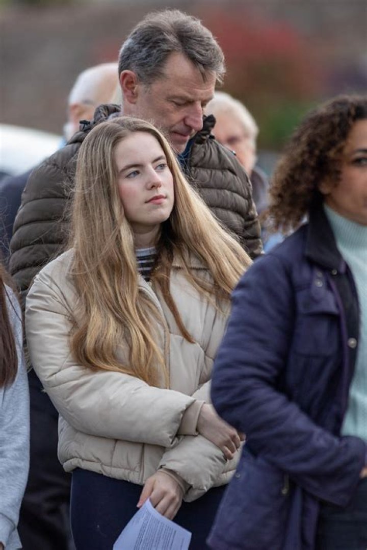 Who is Madeleine Arthur Dating Now