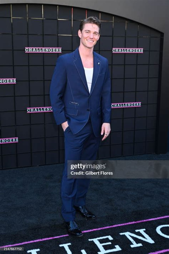 Who is Nico Greetham Dating Now