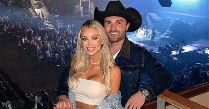 Who is Steven Fletcher Dating Now?