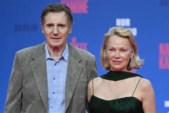 Who is Ze Frank Dating Now?