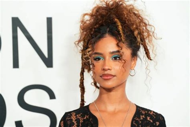 Zoe Ferguson (singer) - Wikipedia, Age, Net Worth, Biography , Spotify, TikTok, Facebook, Facts and Family